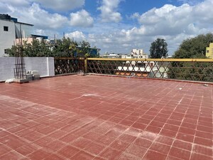 Terrace in  Showroom at Mahatma Gandhi Road – for Sale