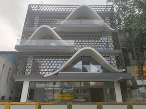  Showroom For Sale in Mahatma Gandhi Road