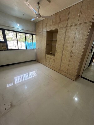 Room in 2 BHK Apartment at Heimat Apartment, Santacruz West – for Rent