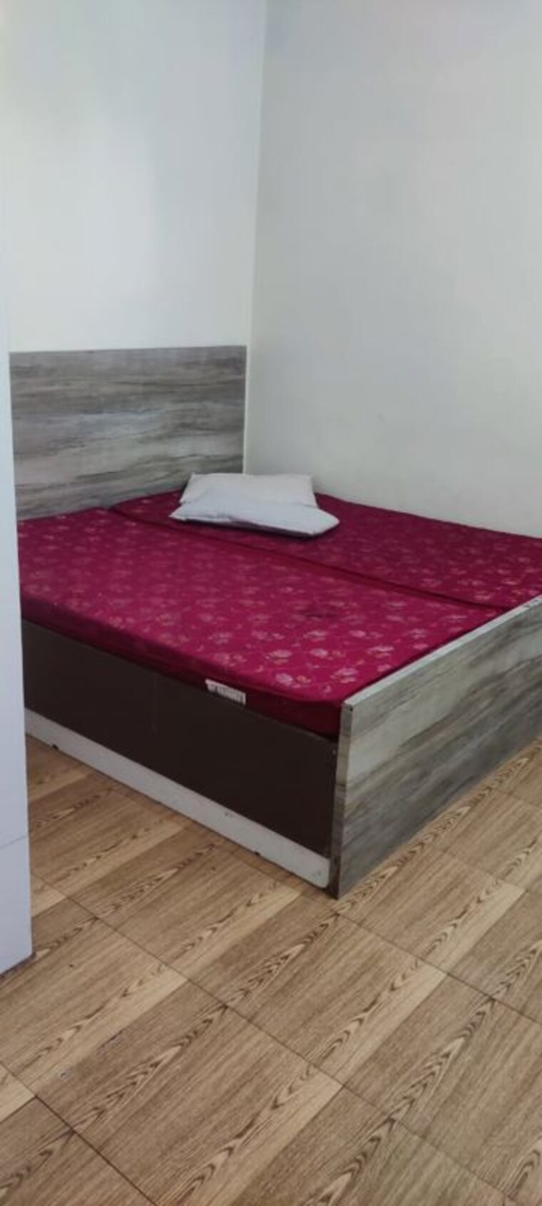 Bedroom, tulip-lemon 2 Bedroom 526 Sq.Ft. Apartment In Sector 69 Gurgaon 9810138