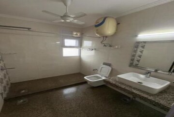 Bathroom in 4 BHK Builder Floor at Saket – for Rent