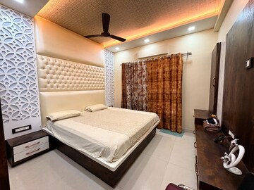 Bedroom in 2 BHK Apartment at Shankar Nagar – for Sale