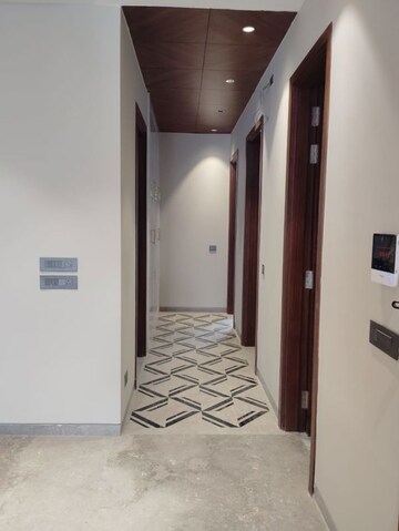 Building Lobby in 4 BHK Builder Floor at Safdarjung Enclave – for Rent