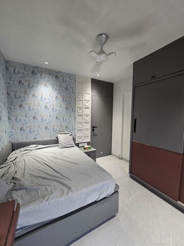 Bedroom in 3 BHK Apartment at Kharadi – for Rent