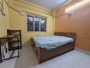 Bedroom in 1 BHK Apartment at New Mahada Colony, Goregaon East – for Rent