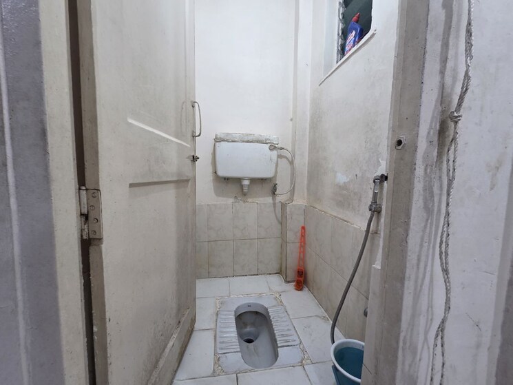 Bathroom, new-mahada-colony 1 Bedroom 682 Sq.Ft. Apartment In Goregaon East Mumbai 9810247