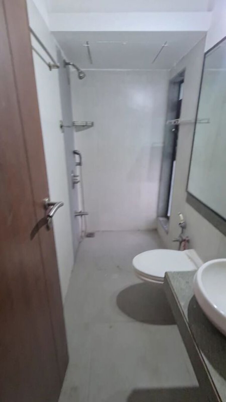 Bathroom, rustomjee-elanza 2.5 Bedroom 1305 Sq.Ft. Apartment In Malad West Mumbai 9810255