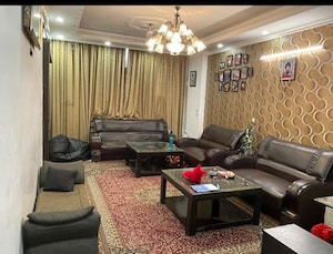 Living Room in 4 BHK Builder Floor at Chittaranjan Park – for Rent