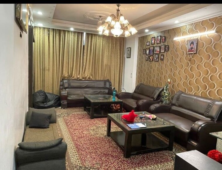 Living Room, chittaranjan park 4 Bedroom 1440 Sq.Ft. Builder Floor In Chittaranjan Park Delhi 9810275
