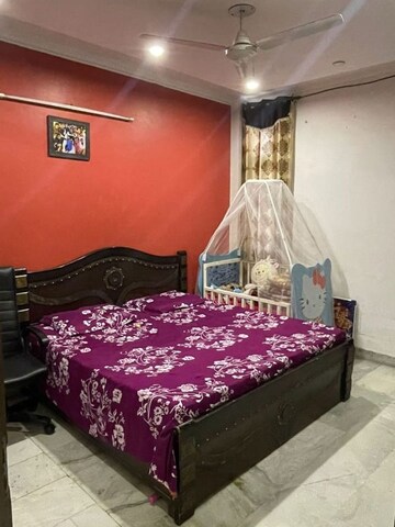 Bedroom in 4 BHK Builder Floor at Chittaranjan Park – for Rent