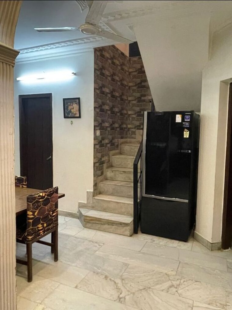 undefined, chittaranjan park 4 Bedroom 1440 Sq.Ft. Builder Floor In Chittaranjan Park Delhi 9810275