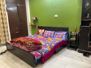 Bedroom in 4 BHK Builder Floor at Chittaranjan Park – for Rent