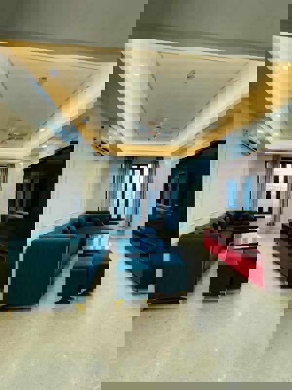 4 BHK Builder Floor For Rent in Sector 38