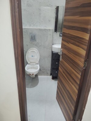 Bathroom in 2 BHK Builder Floor at Soha Neal City, Sector 98 – for Rent