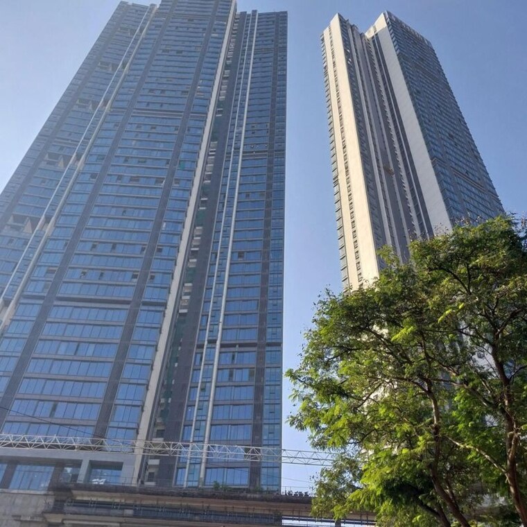 Exterior View, rustomjee-crown-phase-2 3 Bedroom 1335 Sq.Ft. Apartment In Gokhale Road Mumbai 9810301