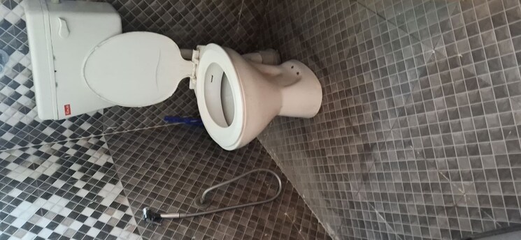 Bathroom, ghansoli 1 RK 350 Sq.Ft. Apartment In Ghansoli Navi Mumbai 9810321