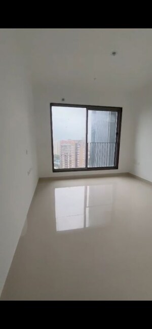 Room in 3 BHK Apartment at Sunteck City Avenue 4, Goregaon West – for Sale