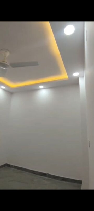 Furnished Amenities in 2 BHK Builder Floor at Govindpuri – for Sale