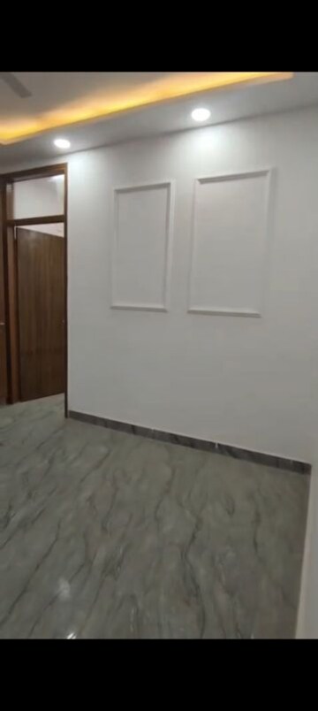 Room in 2 BHK Builder Floor at Govindpuri – for Sale