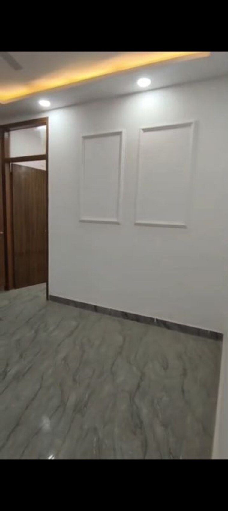 Room, govindpuri 2 Bedroom 65 Sq.Yd. Builder Floor In Govindpuri Delhi 9810339