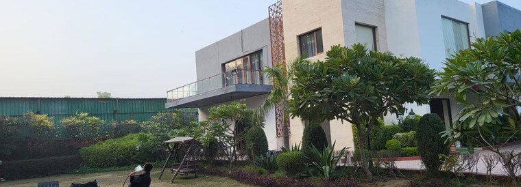 Exterior View, asola 5 Bedroom 2400 Sq.Yd. Independent House In Asola Delhi 9810342