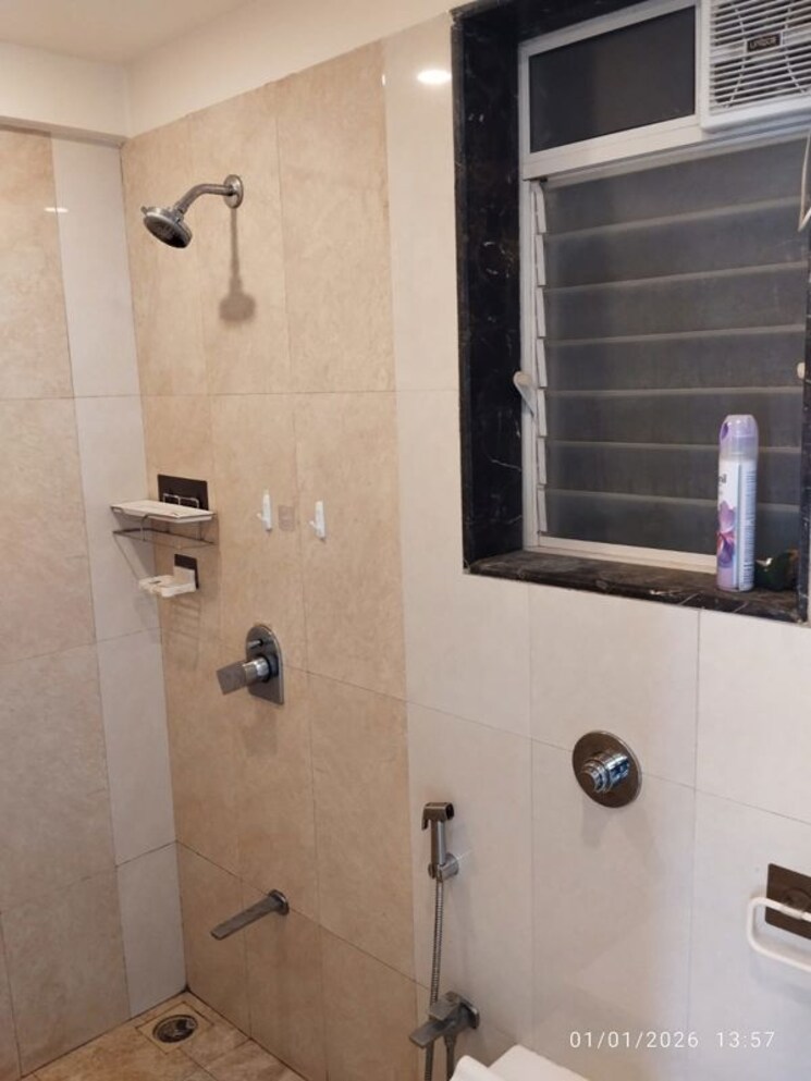 Bathroom, aspen-park 1 Bedroom 645 Sq.Ft. Apartment In Goregaon East Mumbai 9810349