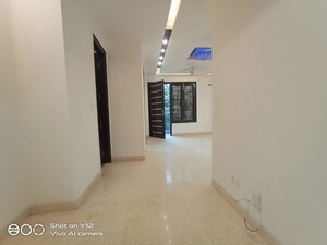 Room in 3 BHK Builder Floor at Chittaranjan Park – for Sale