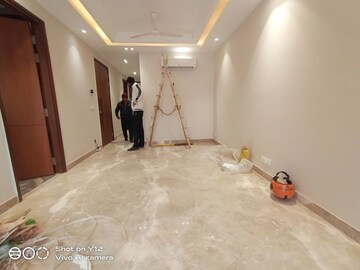 Room in 3 BHK Builder Floor at Chittaranjan Park – for Sale