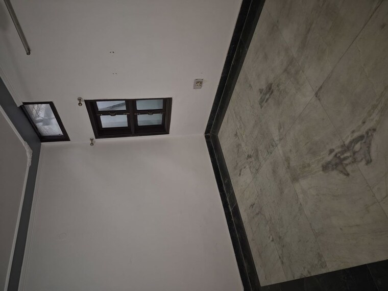 undefined, mayur vihar 2.5 Bedroom 850 Sq.Ft. Builder Floor In Mayur Vihar Delhi 9810396