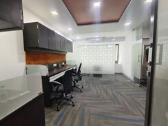 Office Space For Rent in Kemp Plaza