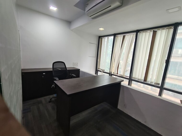 Team Area, kemp-plaza Commercial Office Space 350 Sq.Ft. In Malad West Mumbai 9810400