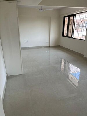 Room in 2 BHK Apartment at Bandra West – for Rent