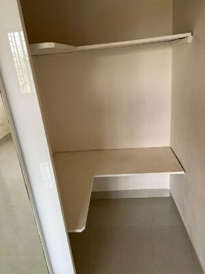  2 BHK Apartment at Bandra West – for Rent