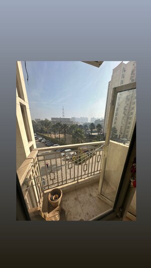 Balcony in 2 BHK Apartment at Shree Vardhman Mantra, Sector 67 – for Rent