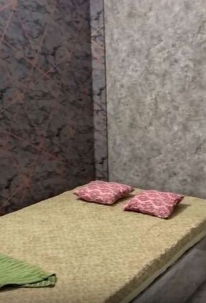 Room in  Shop at Gomti Nagar – for Sale