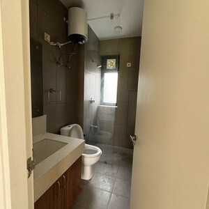 Bathroom in 3 BHK Apartment at Ireo Skyon, Sector 60 – for Rent