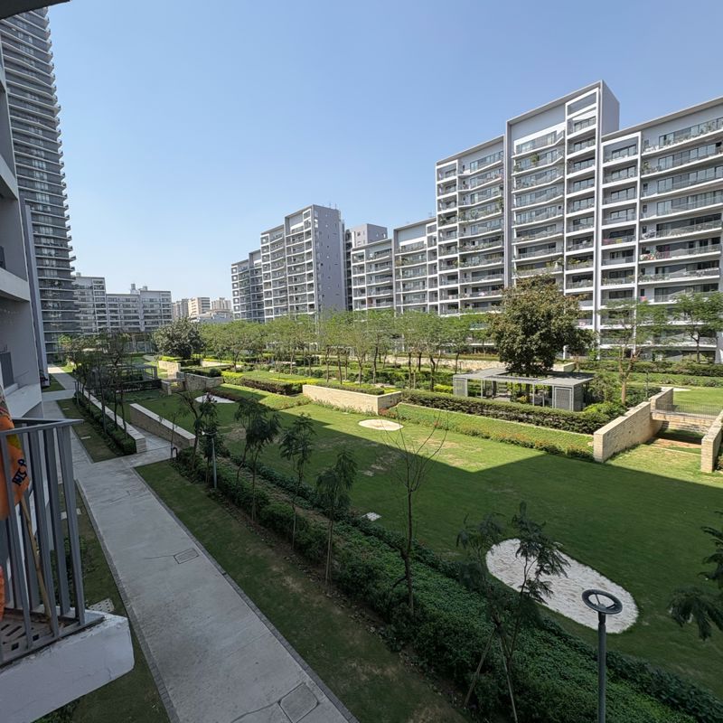 3 BHK + Servant Room 2045 Sq.Ft. Apartment in Ireo Skyon