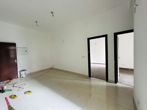 Room in 3 BHK Apartment at BPTP Park Elite Premium, Sector 84 – for Rent