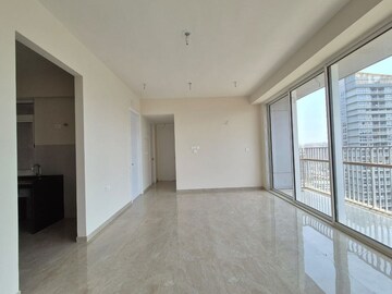 Room in 3 BHK Apartment at Tata Serein, Pokhran Road No Two – for Rent