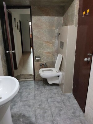 Bathroom in 6+ BHK Villa at Parbhat Road – for Sale