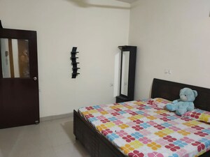 Bedroom in 6+ BHK Villa at Parbhat Road – for Sale