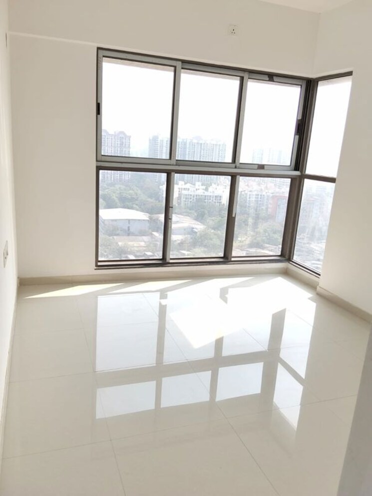 Room, uk-iridium 2 Bedroom 600 Sq.Ft. Apartment In Kandivali East Mumbai 9810459