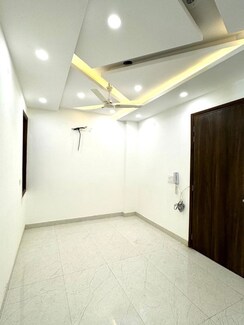 2 BHK Apartment For Sale in Mahavir Enclave 1