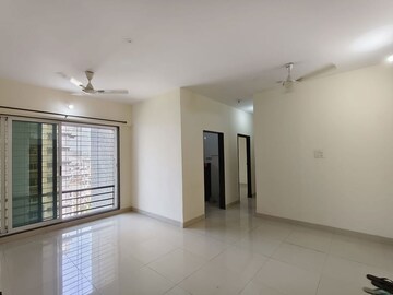 Room in 2 BHK Apartment at Avirahi Homes, Borivali West – for Rent