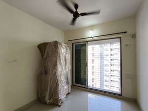 Room in 2 BHK Apartment at Avirahi Homes, Borivali West – for Rent