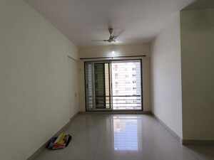 Room in 2 BHK Apartment at Avirahi Homes, Borivali West – for Rent