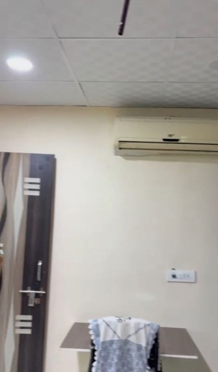 undefined, patel nagar 1 RK 450 Sq.Ft. Builder Floor In Patel Nagar Delhi 9810516