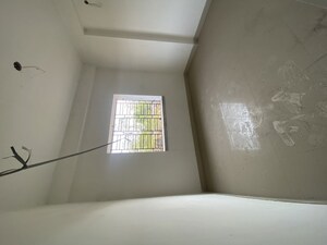 Room in  Apartment at Kaikhali – for Sale