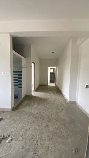 Room in  Apartment at Kaikhali – for Sale