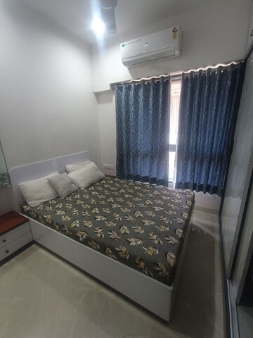 Bedroom in 2 BHK Apartment at Nakul Raj , Malad West – for Rent